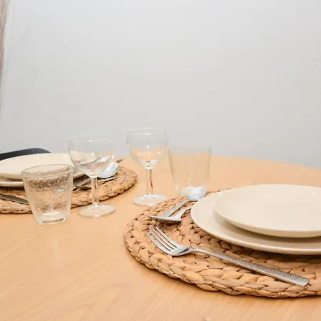 Confort Equipe & Connecte - 1 - Mon Groom Apartment Troyes